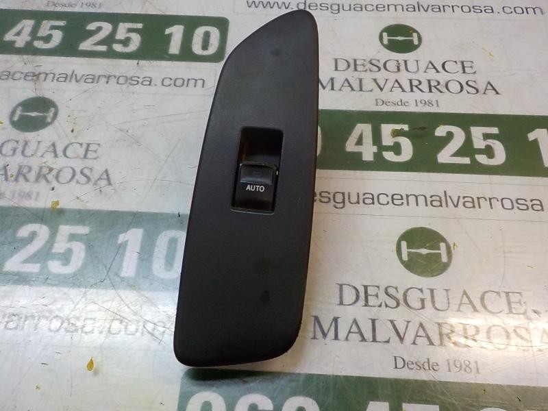 Recambio de mando elevalunas delantero derecho para toyota auris 1.4 turbodiesel cat referencia OEM IAM 8481002130  
