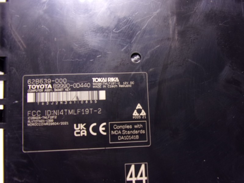 Recambio de modulo electronico para toyota yaris 1.5 vvti hev referencia OEM IAM 899H0K0031 62B639000 