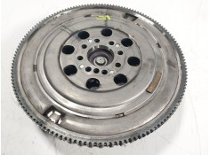Recambio de volante motor para mercedes-benz vito kasten 2.1 cdi cat referencia OEM IAM    2