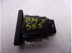 Recambio de warning para toyota yaris 1.5 vvti hev referencia OEM IAM 843320D220 7851S31  2