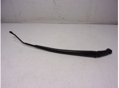 Recambio de brazo limpia delantero derecho para toyota yaris 1.5 vvti hev referencia OEM IAM   