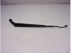 Recambio de brazo limpia delantero izquierdo para toyota yaris 1.5 vvti hev referencia OEM IAM   