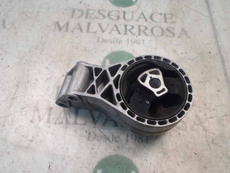 Recambio de soporte cambio para opel insignia sports tourer selective referencia OEM IAM 13228305  