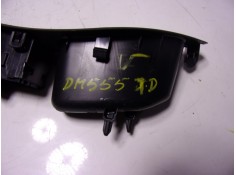 Recambio de mando elevalunas trasero derecho para toyota yaris 1.5 vvti hev referencia OEM IAM 8481002260 3561B361D  2