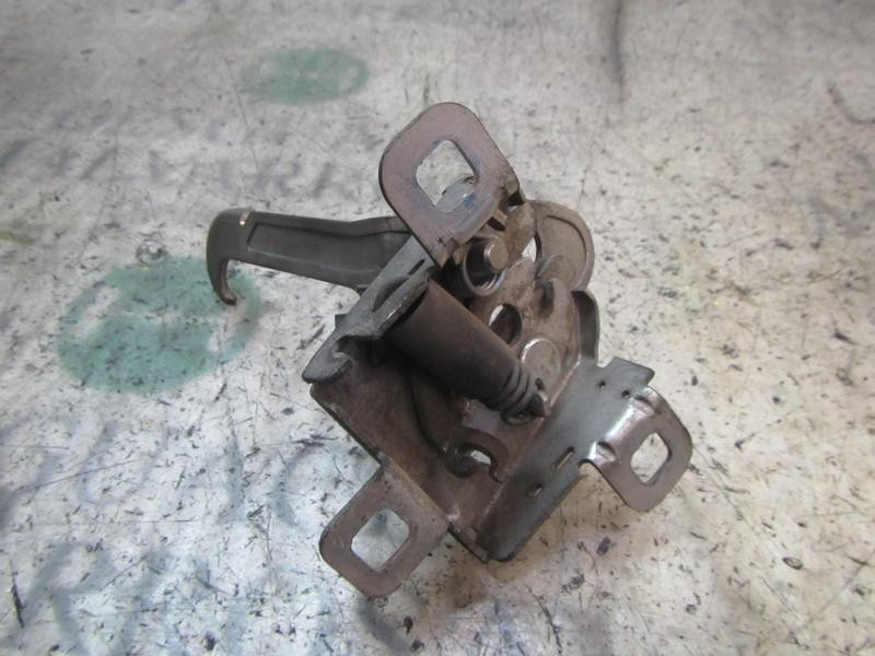 Recambio de cerradura capot para fiat grande punto (199) 1.9 8v jtd cat referencia OEM IAM 51780520  