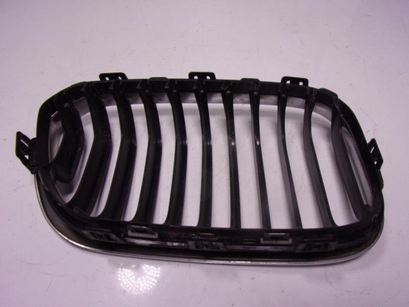 Recambio de rejilla para bmw serie 1 lim. (f20/f21) 1.5 12v turbodiesel referencia OEM IAM   