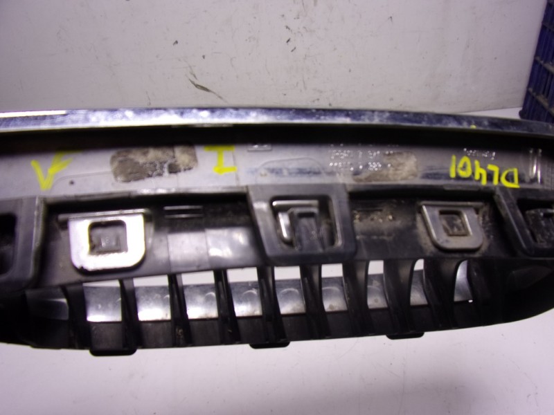 Recambio de rejilla para bmw serie 1 lim. (f20/f21) 1.5 12v turbodiesel referencia OEM IAM   