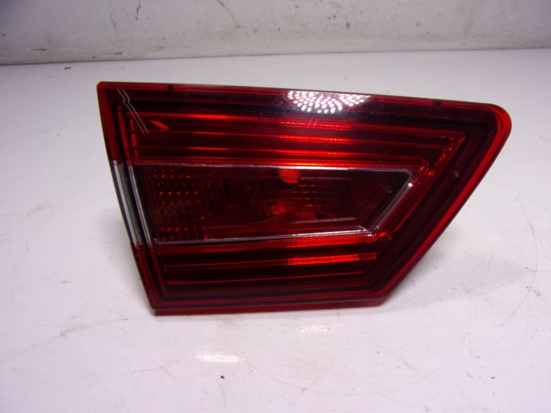 Recambio de piloto trasero izquierdo interior para renault clio iv 1.5 dci diesel fap referencia OEM IAM   