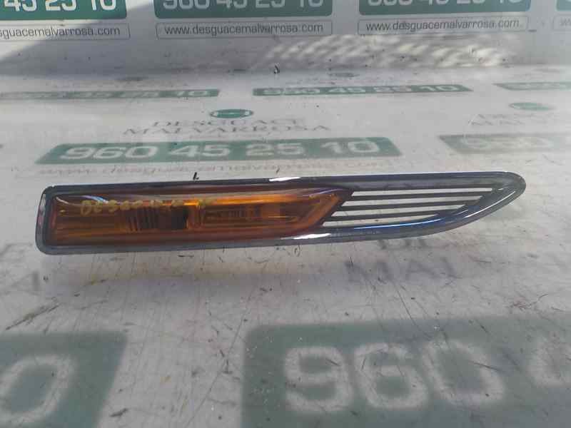 Recambio de piloto lateral derecho para ford mondeo ber. (ca2) 2.0 tdci cat referencia OEM IAM 1571281 7S7113K354AD 