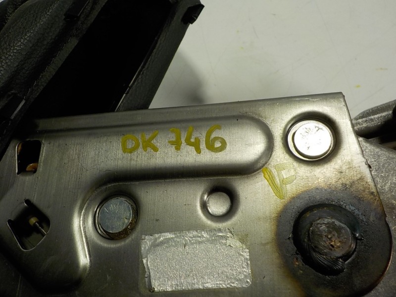 Recambio de palanca freno de mano para peugeot 508 2.0 16v hdi fap referencia OEM IAM 16089726ZE  