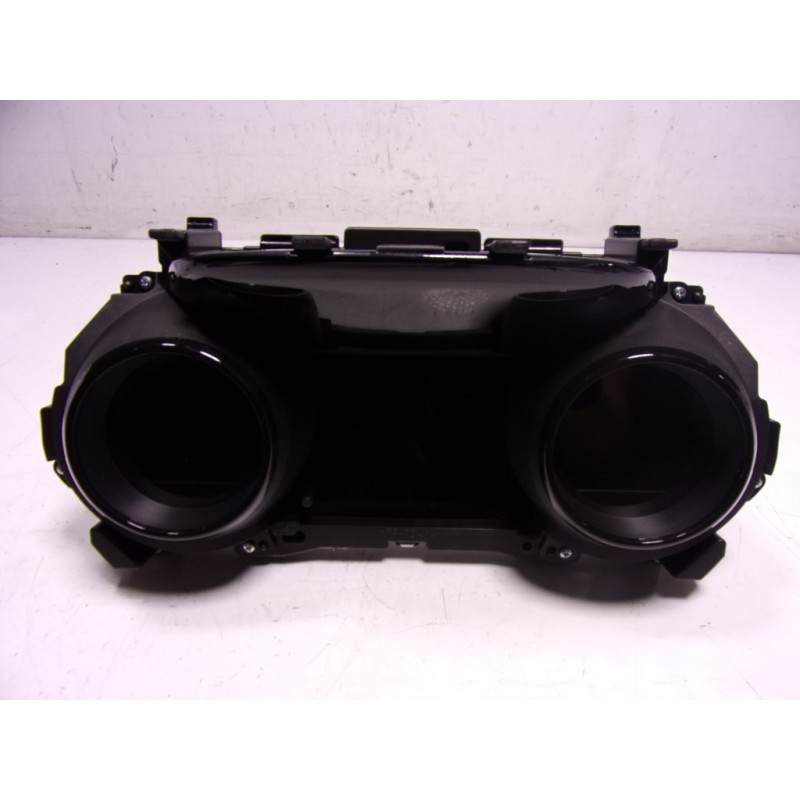 Recambio de cuadro instrumentos para toyota yaris 1.5 vvti hev referencia OEM IAM 83800K0301 83800K0522 