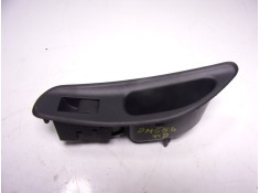 Recambio de mando elevalunas trasero derecho para toyota yaris 1.5 vvti hev referencia OEM IAM  74271K0090 