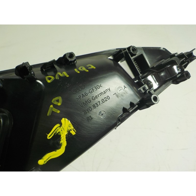Recambio de maneta interior trasera derecha para audi a3 sportback (8ya) 2.0 16v tdi referencia OEM IAM  8Y0837020A 