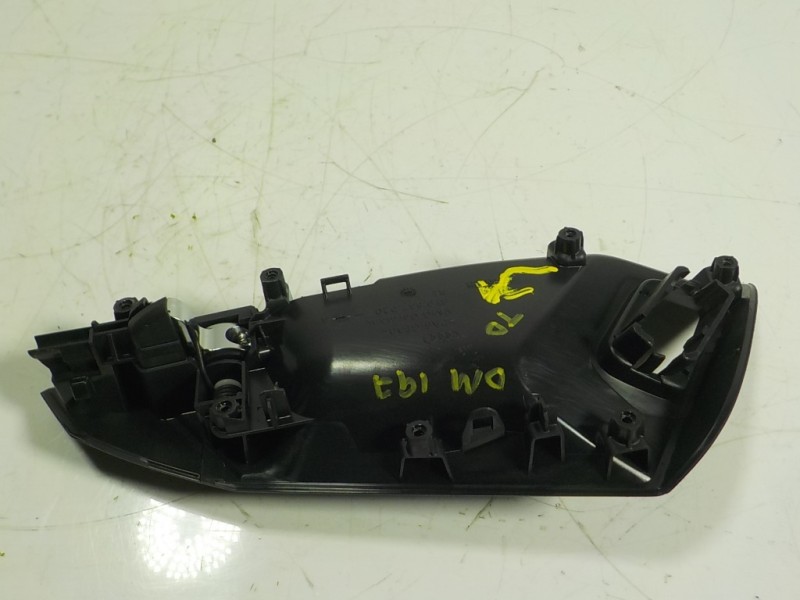 Recambio de maneta interior trasera derecha para audi a3 sportback (8ya) 2.0 16v tdi referencia OEM IAM  8Y0837020A 