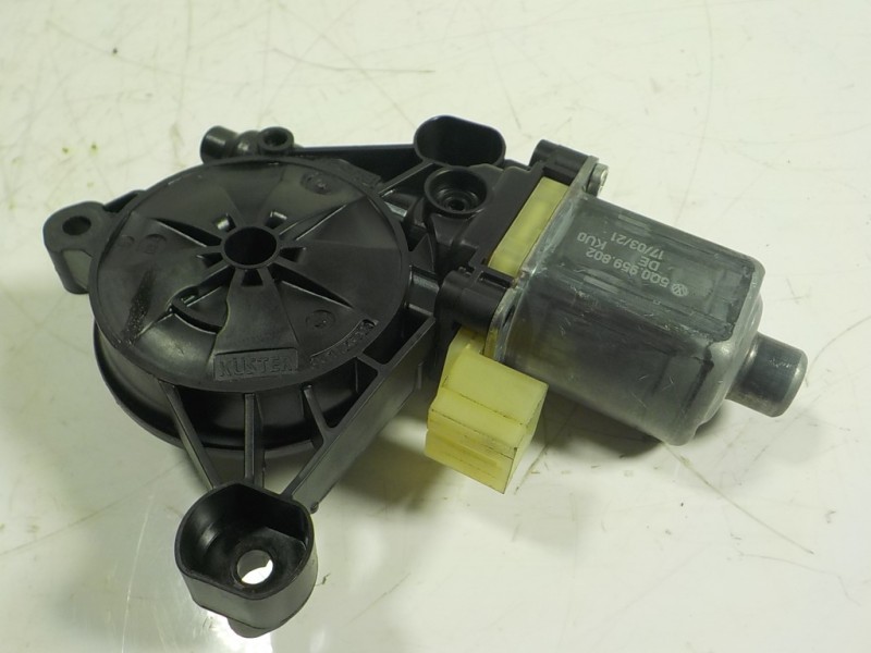 Recambio de motor elevalunas trasero derecho para audi a3 sportback (8ya) 2.0 16v tdi referencia OEM IAM  5Q0959802 