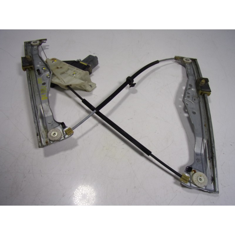 Recambio de elevalunas delantero derecho para citroën c4 cactus 1.6 blue-hdi fap referencia OEM IAM  9674252480 