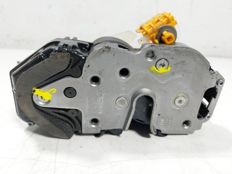 Recambio de cerradura puerta delantera derecha para opel mokka 1.6 cdti dpf referencia OEM IAM   