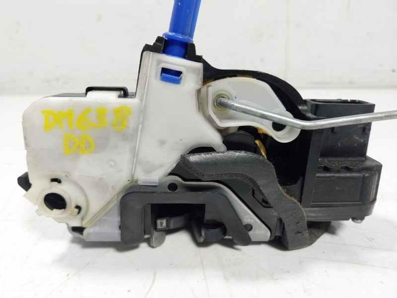 Recambio de cerradura puerta delantera derecha para opel mokka 1.6 cdti dpf referencia OEM IAM   