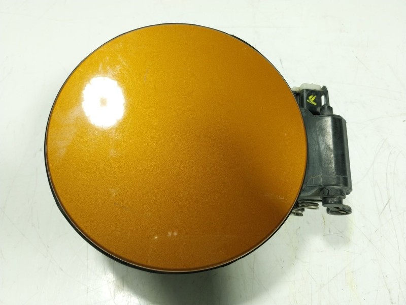 Recambio de tapa combustible para opel mokka 1.6 cdti dpf referencia OEM IAM   