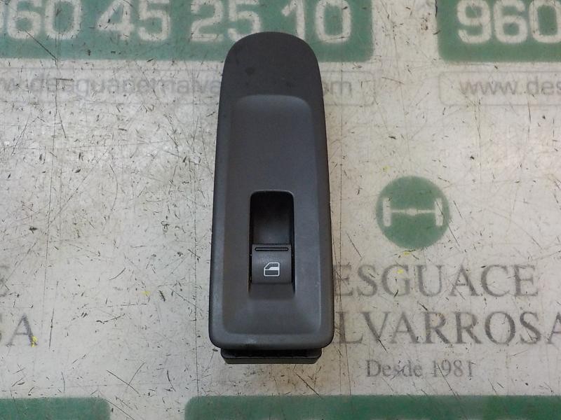 Recambio de mando elevalunas delantero derecho para volkswagen golf vi (5k1) rabbit bluemotion referencia OEM IAM 7L6959855BREH 