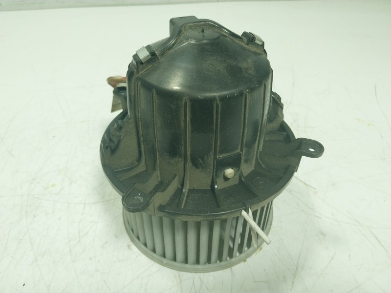 Recambio de motor calefaccion para mercedes-benz vito kasten 1.6 cdi cat referencia OEM IAM   