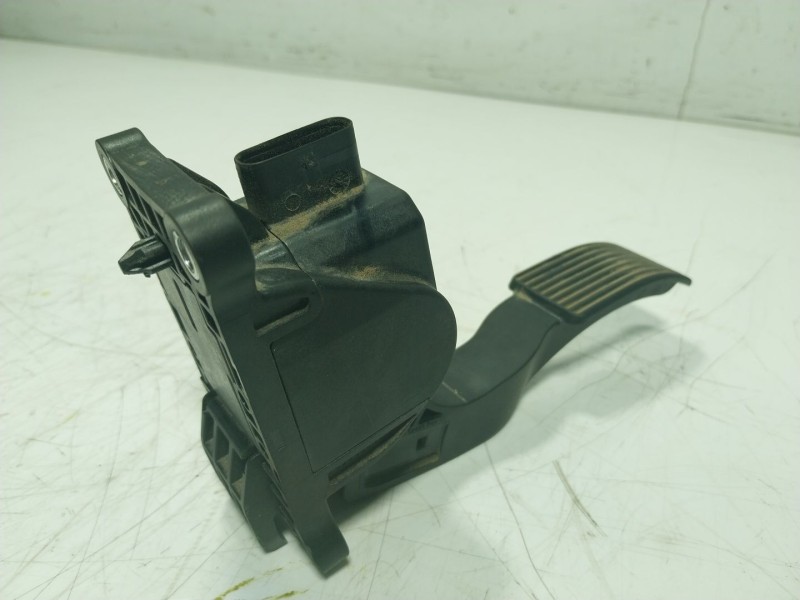 Recambio de potenciometro pedal para mercedes-benz vito kasten 1.6 cdi cat referencia OEM IAM   