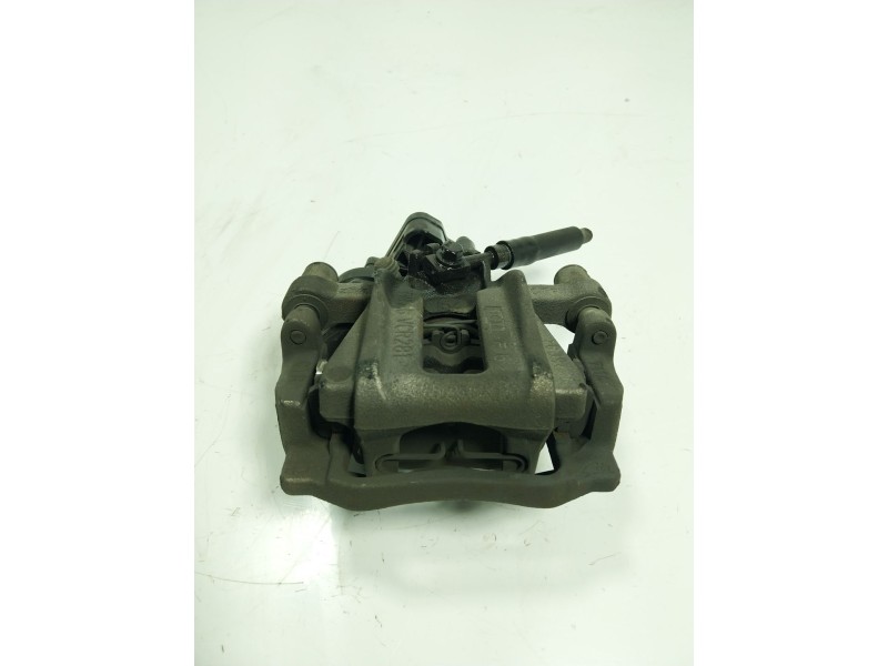 Recambio de pinza freno trasera derecha para audi a3 sportback (8ya) 2.0 16v tdi referencia OEM IAM  5R3615406 