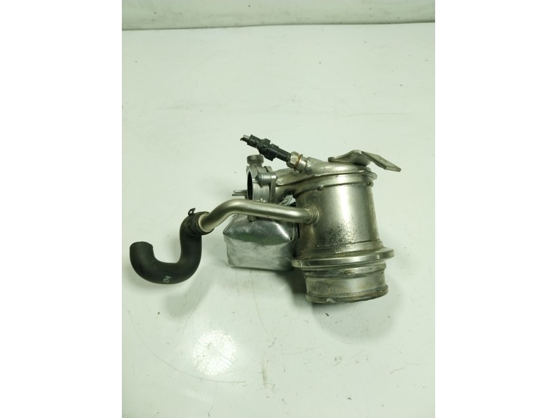 Recambio de enfriador egr para audi a3 sportback (8ya) 2.0 16v tdi referencia OEM IAM  05L131512 