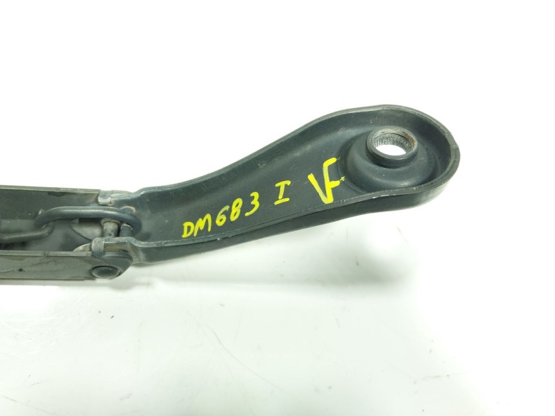 Recambio de brazo limpia delantero izquierdo para mercedes-benz vito kasten 1.6 cdi cat referencia OEM IAM   