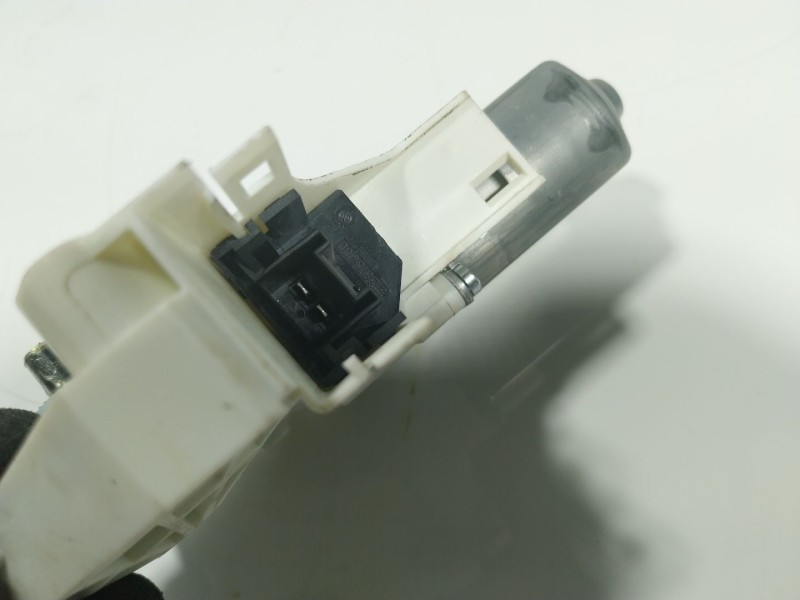 Recambio de motor elevalunas trasero derecho para seat alhambra (711) 1.4 16v tsi referencia OEM IAM   