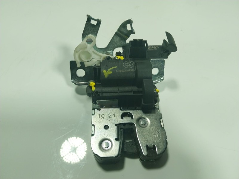 Recambio de cerradura maletero / porton para audi a3 sportback (8ya) 2.0 16v tdi referencia OEM IAM   