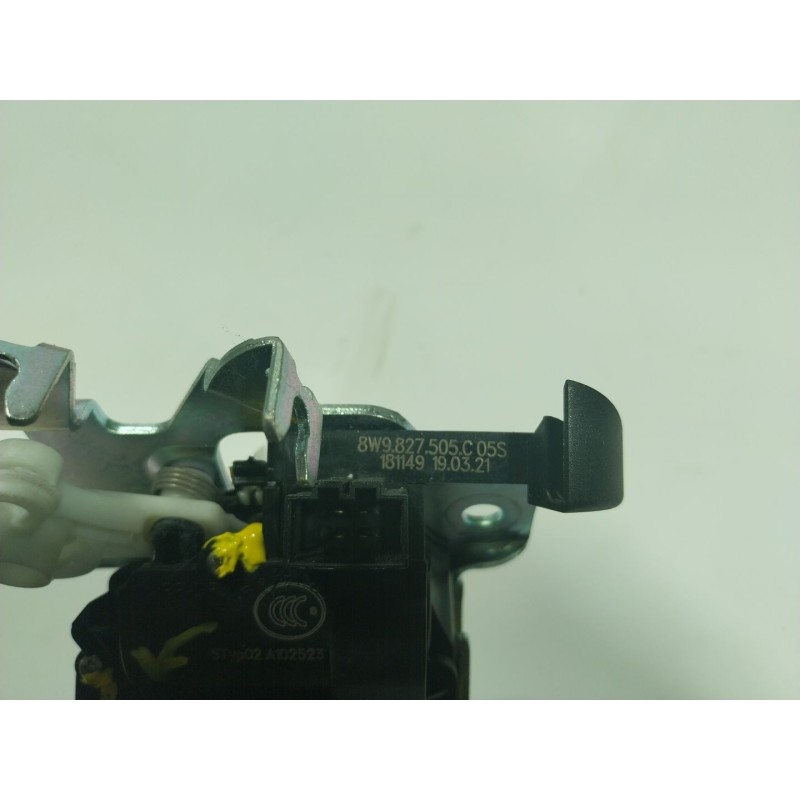 Recambio de cerradura maletero / porton para audi a3 sportback (8ya) 2.0 16v tdi referencia OEM IAM   