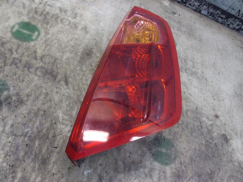 Recambio de piloto trasero derecho para fiat grande punto (199) 1.4 cat referencia OEM IAM   