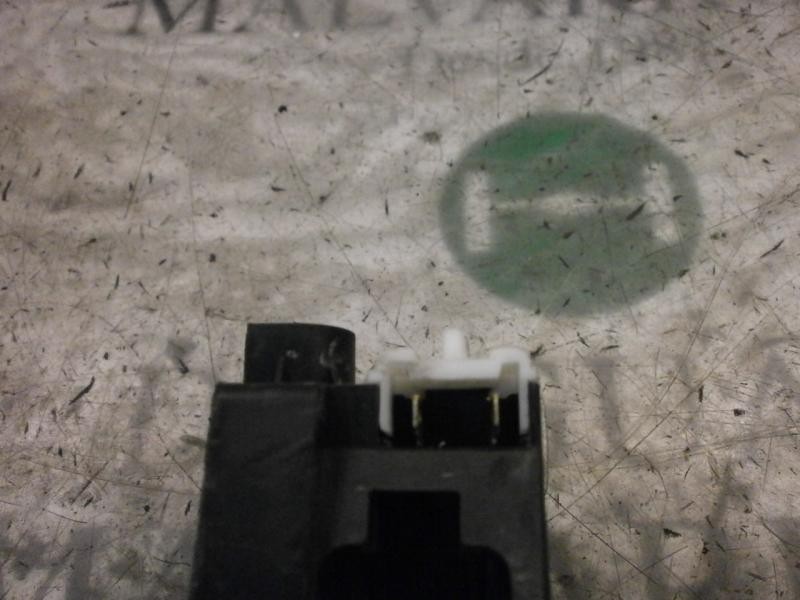 Recambio de cerradura puerta delantera izquierda para renault clio ii fase ii (b/cb0) campus referencia OEM IAM   