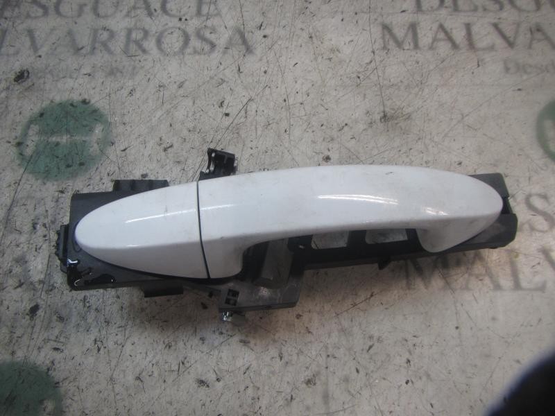 Recambio de maneta exterior delantera derecha para ford fiesta (ccn) trend referencia OEM IAM 1788863  
