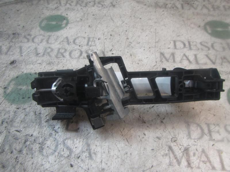 Recambio de maneta exterior delantera derecha para ford fiesta (ccn) trend referencia OEM IAM 1788863  