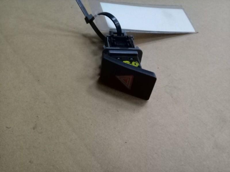 Recambio de warning para toyota verso 1.6 16v cat referencia OEM IAM 843320F061  