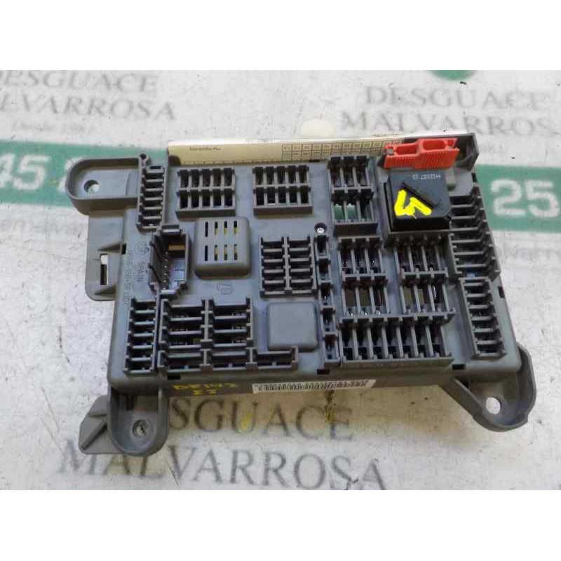 Recambio de caja reles / fusibles para bmw x5 (e70) 3.0 turbodiesel referencia OEM IAM 61146931687 6931687 518954021A