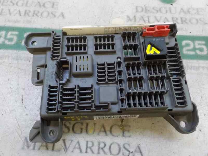Recambio de caja reles / fusibles para bmw x5 (e70) 3.0 turbodiesel referencia OEM IAM 61146931687 6931687 518954021A