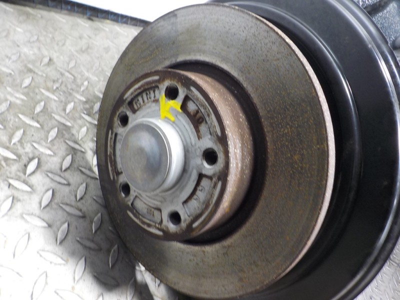 Recambio de puente trasero para renault trafic furgón 2.0 dci diesel energy referencia OEM IAM 555016630R  