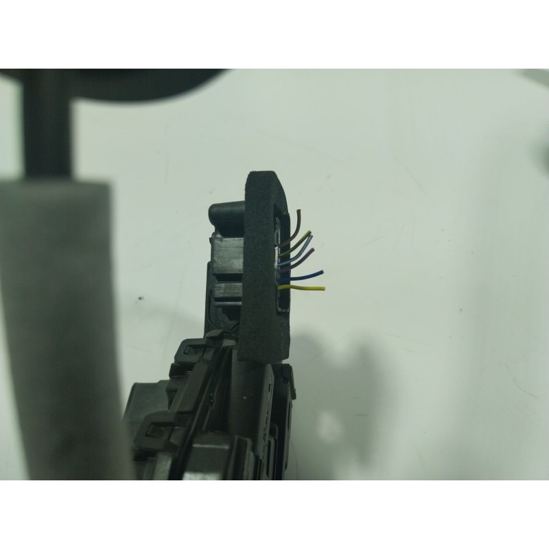 Recambio de cerradura puerta delantera derecha para audi a3 sportback (8ya) 2.0 16v tdi referencia OEM IAM   