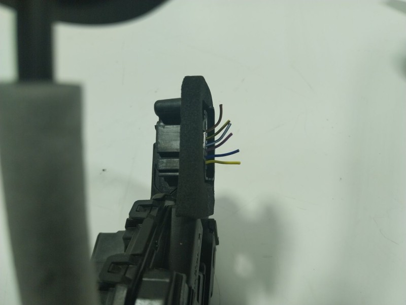 Recambio de cerradura puerta delantera derecha para audi a3 sportback (8ya) 2.0 16v tdi referencia OEM IAM   