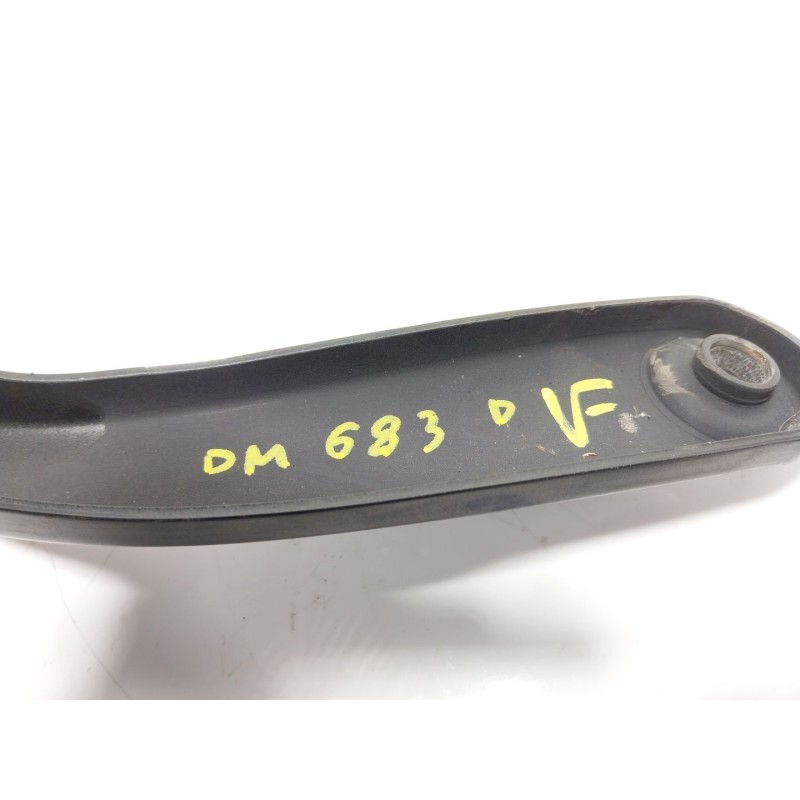 Recambio de brazo limpia delantero derecho para mercedes-benz vito kasten 1.6 cdi cat referencia OEM IAM   