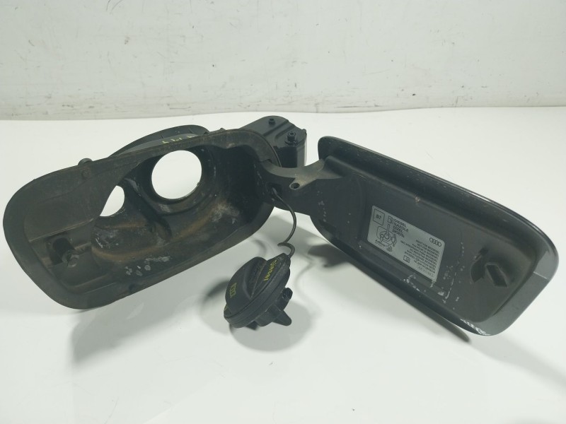 Recambio de tapa combustible para audi a3 sportback (8ya) 2.0 16v tdi referencia OEM IAM   