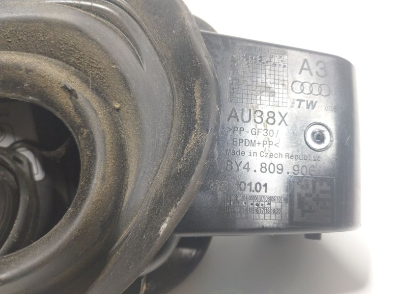 Recambio de tapa combustible para audi a3 sportback (8ya) 2.0 16v tdi referencia OEM IAM   