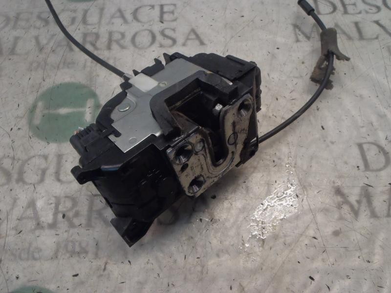 Recambio de cerradura puerta delantera derecha para renault clio iii luxe privilege referencia OEM IAM   