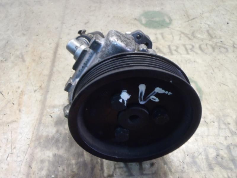 Recambio de bomba direccion para bmw serie 5 berlina (e60) 530i referencia OEM IAM 32416766190 93974113 676619002V