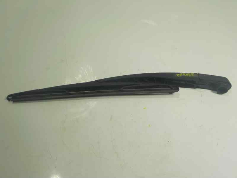 Recambio de brazo limpia trasero para peugeot partner kasten 1.6 16v hdi fap referencia OEM IAM   