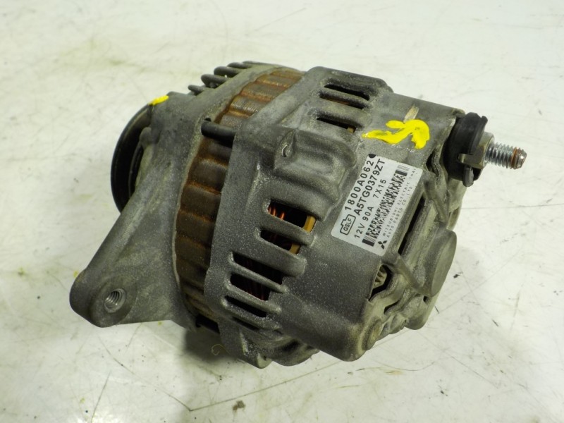 Recambio de alternador para mitsubishi montero (v60/v70) 3.2 di-d cat referencia OEM IAM  A5TG0379ZT 