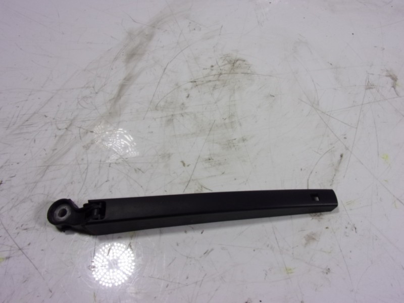 Recambio de brazo limpia trasero para seat alhambra (711) 2.0 tdi referencia OEM IAM 5M0955707A  